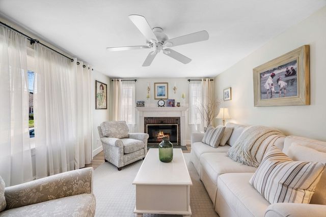 30 Walter Rd, Danvers, MA 01923