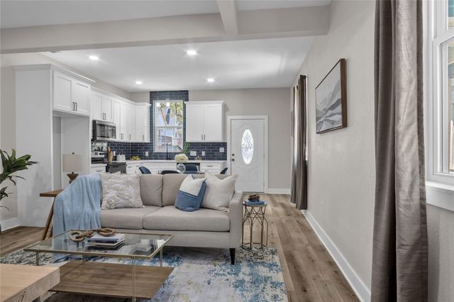 3119 Avenue M, Galveston, TX 77550