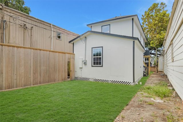 3119 Avenue M, Galveston, TX 77550