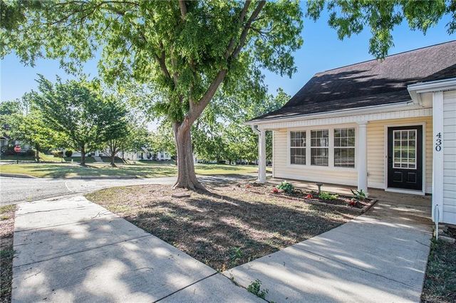430 Fairlawn Drive, Stockbridge, GA 30281