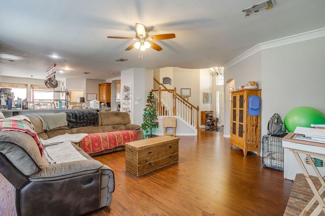 6602 Fox Glen Drive, Arlington, TX 76001