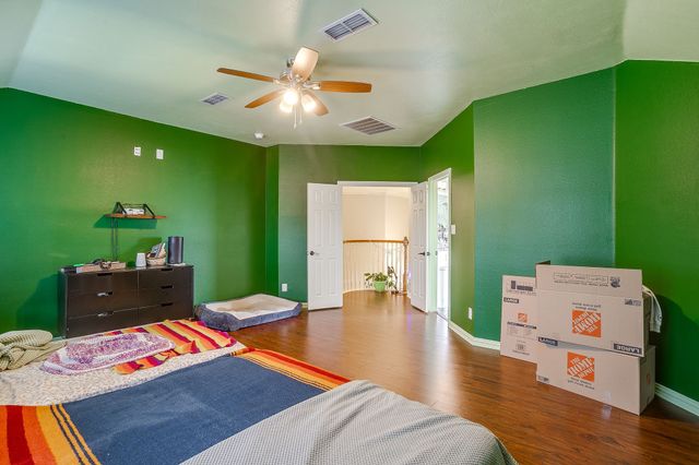 6602 Fox Glen Drive, Arlington, TX 76001