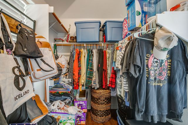 6602 Fox Glen Drive, Arlington, TX 76001