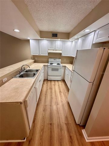 6262 142ND AVENUE N 710, Clearwater, FL 33760