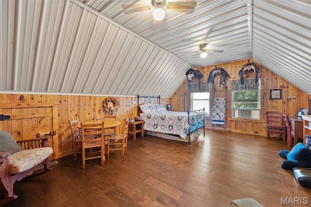 2276 Old Fredericktown Road, Farmington, MO 63640