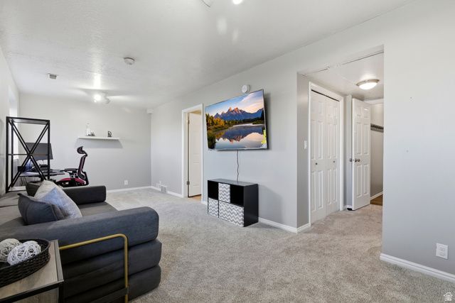 1222 W BRANDONWOOD DR, Murray, UT 84123