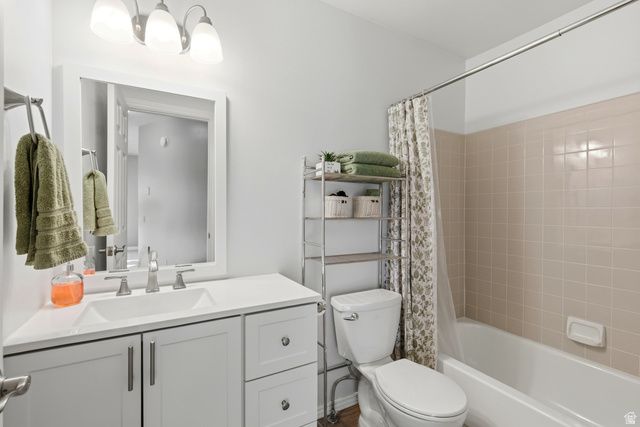 1222 W BRANDONWOOD DR, Murray, UT 84123