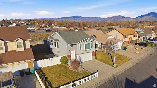 1222 W BRANDONWOOD DR, Murray, UT 84123