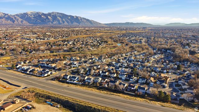 1222 W BRANDONWOOD DR, Murray, UT 84123