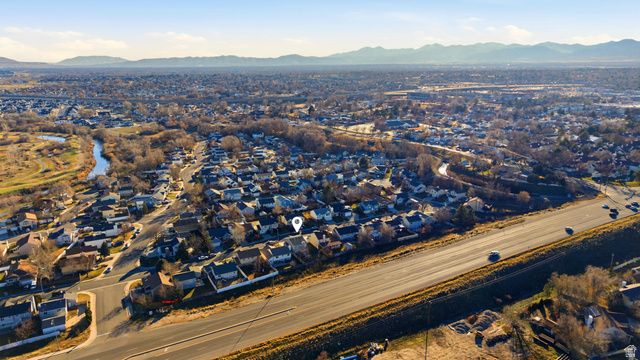 1222 W BRANDONWOOD DR, Murray, UT 84123