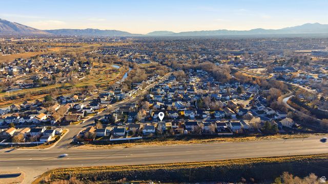 1222 W BRANDONWOOD DR, Murray, UT 84123