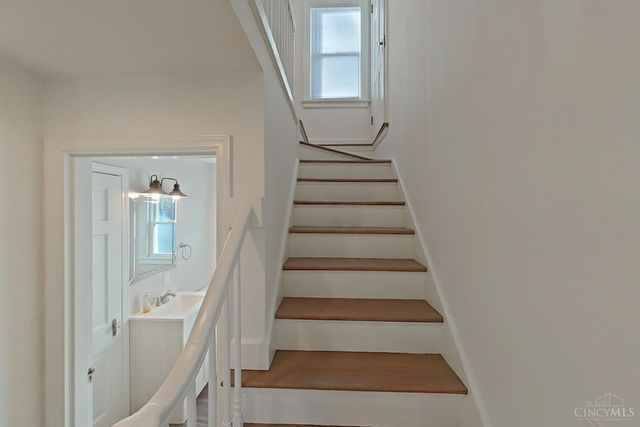 1543 Corvallis Avenue, Cincinnati, OH 45237