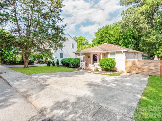 1817 Rush Wind Drive, Charlotte, NC 28206