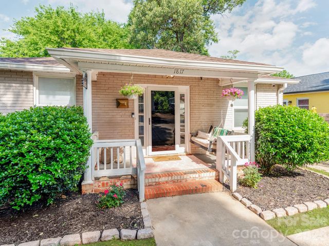 1817 Rush Wind Drive, Charlotte, NC 28206