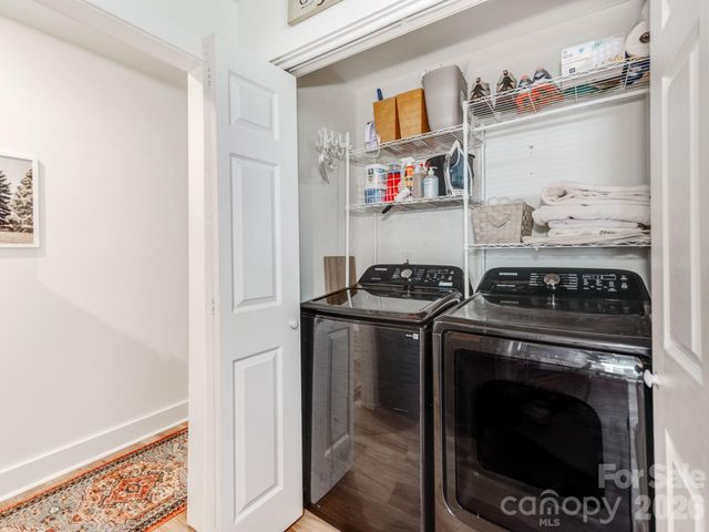 1817 Rush Wind Drive, Charlotte, NC 28206