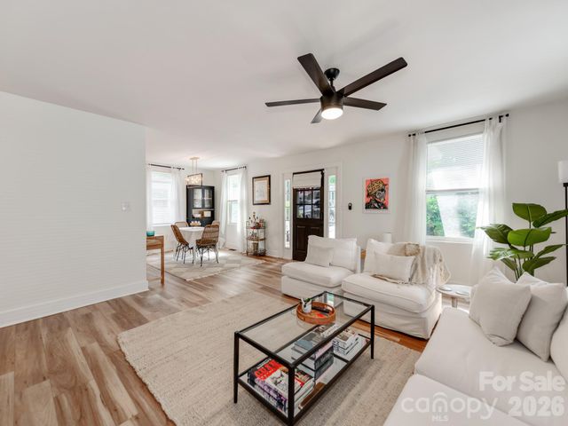 1817 Rush Wind Drive, Charlotte, NC 28206