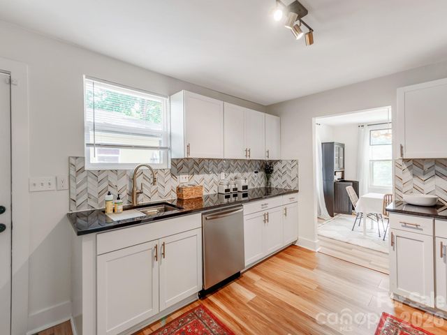 1817 Rush Wind Drive, Charlotte, NC 28206