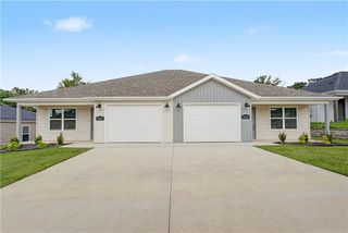 6500 & 6502 Kathleen Street, Bentonville, AR 72713