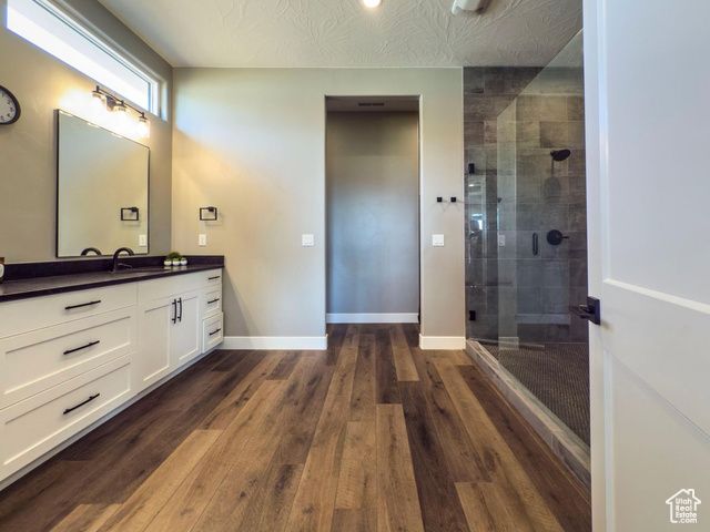 25 N HIGHLAND PKWY, Washington, UT 84780