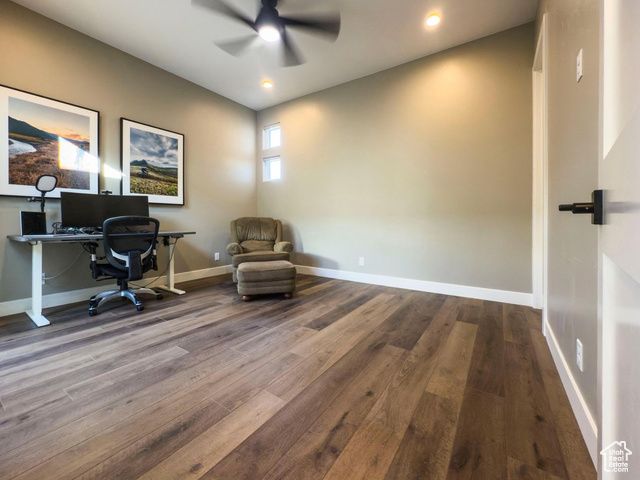 25 N HIGHLAND PKWY, Washington, UT 84780