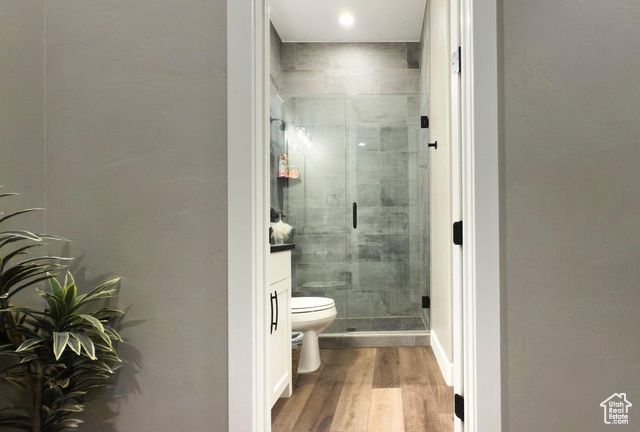 25 N HIGHLAND PKWY, Washington, UT 84780