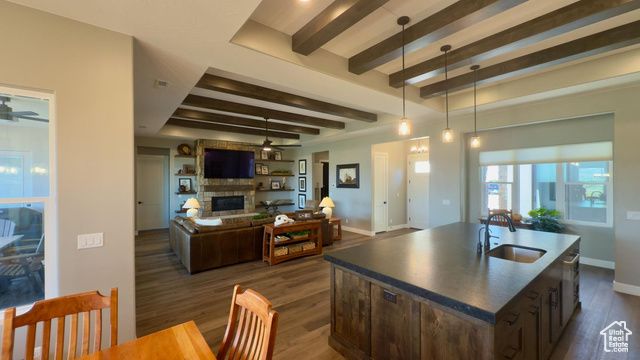 25 N HIGHLAND PKWY, Washington, UT 84780