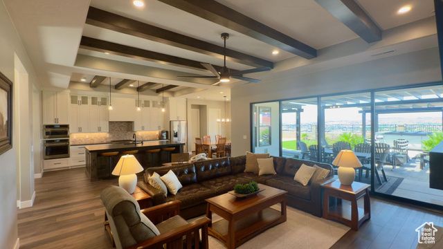 25 N HIGHLAND PKWY, Washington, UT 84780