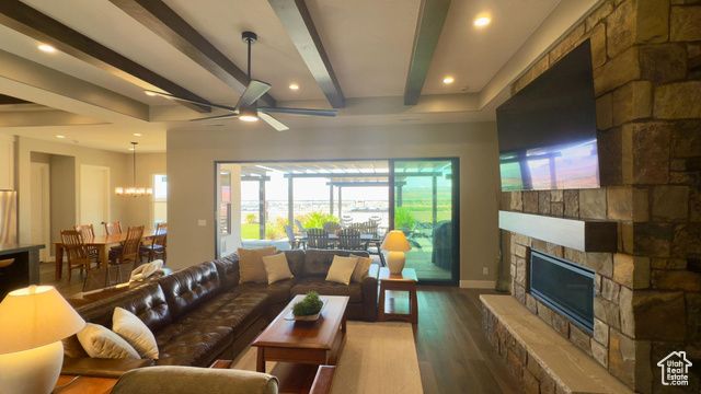 25 N HIGHLAND PKWY, Washington, UT 84780