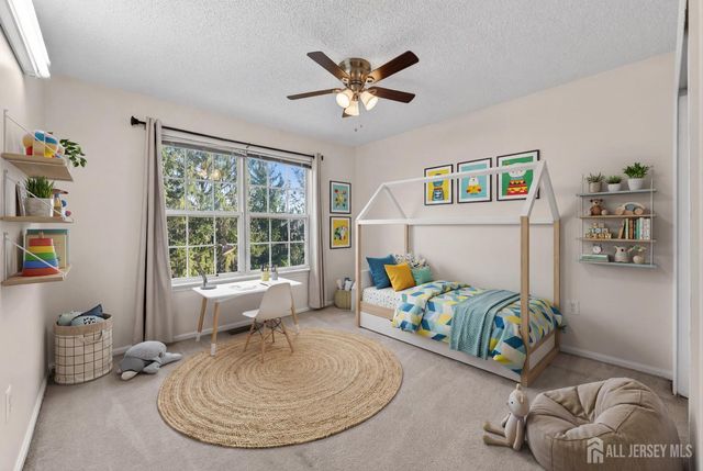 22 Guisborough Way, Edison, NJ 08820