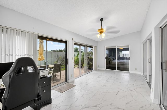 10982 S Greentrail Drive S, Boynton Beach, FL 33436