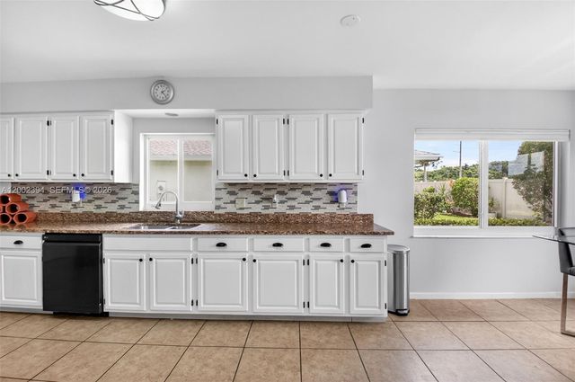 10982 S Greentrail Drive S, Boynton Beach, FL 33436