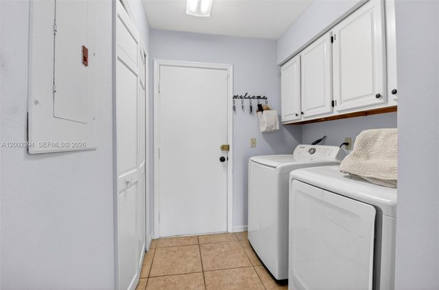 10982 S Greentrail Drive S, Boynton Beach, FL 33436