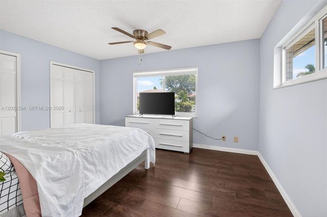 10982 S Greentrail Drive S, Boynton Beach, FL 33436