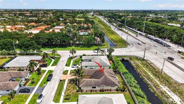 10982 S Greentrail Drive S, Boynton Beach, FL 33436