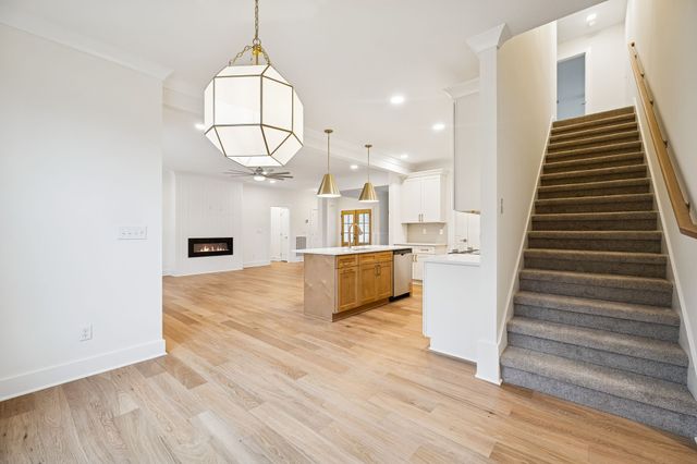 1561 Opossum Paw Rd, Beechgrove, TN 37018