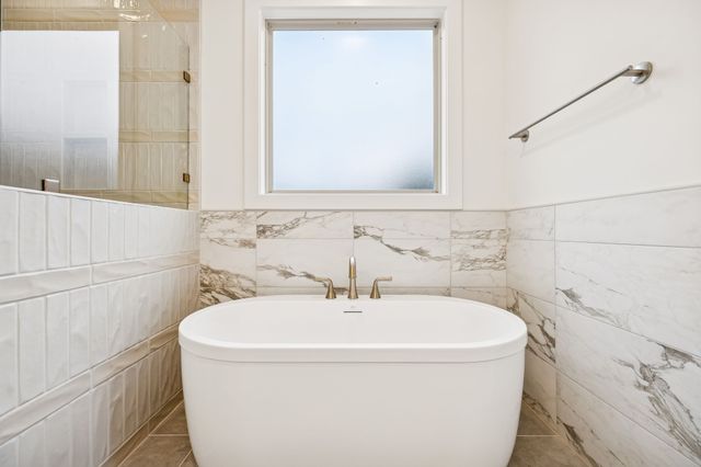 1561 Opossum Paw Rd, Beechgrove, TN 37018