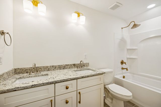 1561 Opossum Paw Rd, Beechgrove, TN 37018