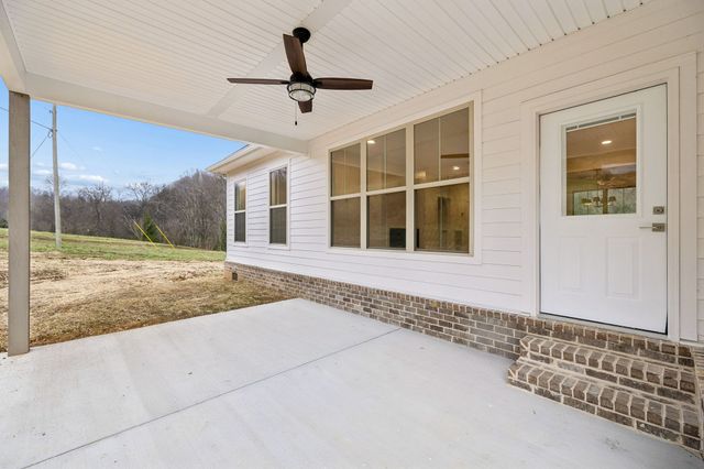 1561 Opossum Paw Rd, Beechgrove, TN 37018