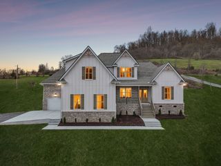 1561 Opossum Paw Rd, Beechgrove, TN 37018