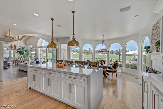 8628 Scarsdale Drive, Las Vegas, NV 89117