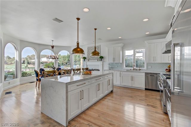 8628 Scarsdale Drive, Las Vegas, NV 89117