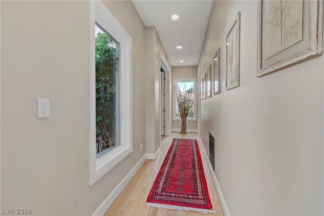 8628 Scarsdale Drive, Las Vegas, NV 89117