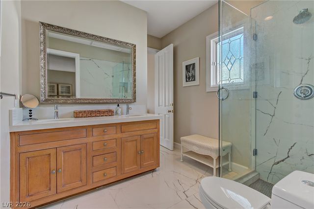 8628 Scarsdale Drive, Las Vegas, NV 89117