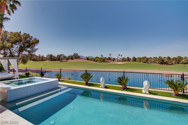 8628 Scarsdale Drive, Las Vegas, NV 89117