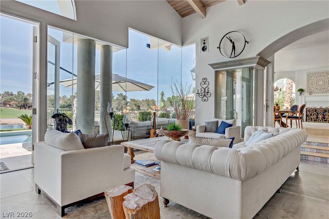 8628 Scarsdale Drive, Las Vegas, NV 89117