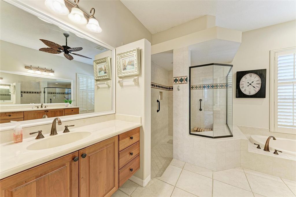 Image 35 of property listing at 2337 LITTLE COUNTRY ROAD, Parrish, FL 34219