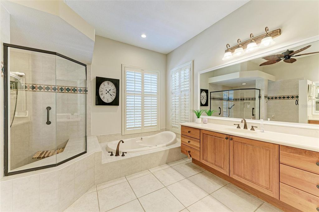 Image 36 of property listing at 2337 LITTLE COUNTRY ROAD, Parrish, FL 34219