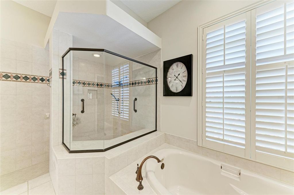 Image 37 of property listing at 2337 LITTLE COUNTRY ROAD, Parrish, FL 34219