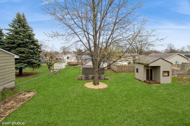 705 12th Avenue NW, Altoona, IA 50009
