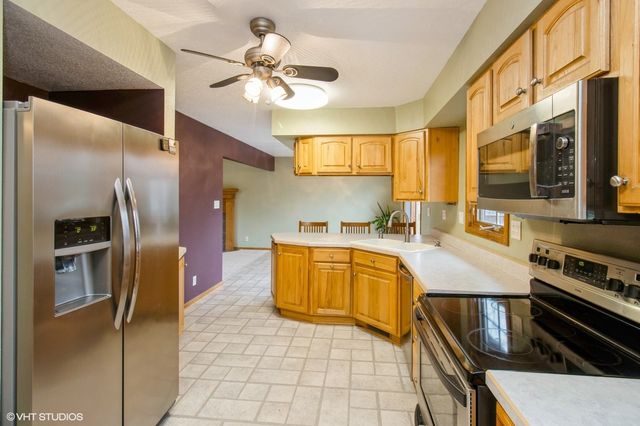 705 12th Avenue NW, Altoona, IA 50009
